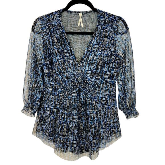 Anthropologie Gretchen Smocked Sheer top blouse Vneck - Picture 4 of 15